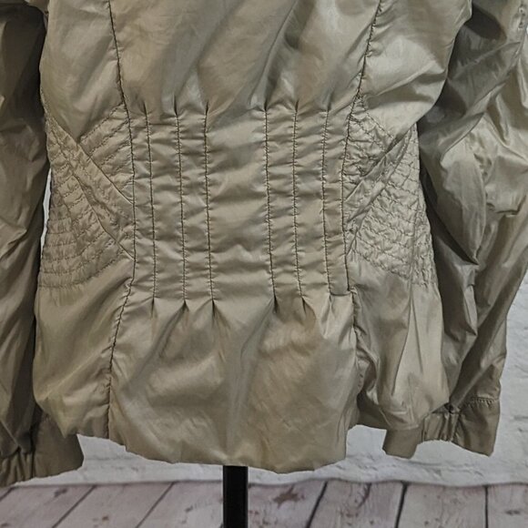 ELIE TAHARI tan lightweight windbreaker jacket 10 - Picture 5 of 10